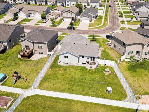 5828 58th Avenue S Fargo ND 58104