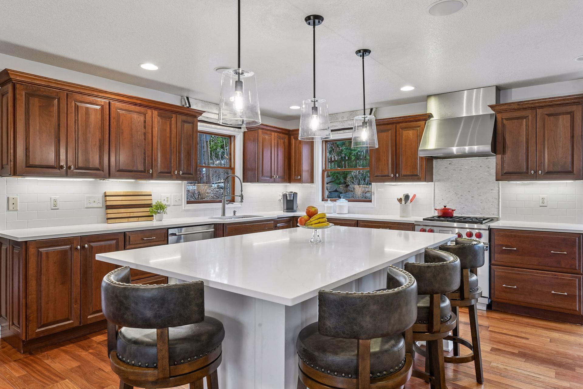126 Courtland Street Excelsior MN 55331