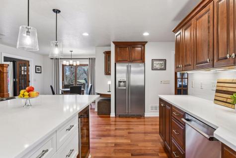 126 Courtland Street Excelsior MN 55331