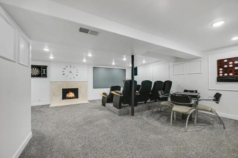 19860 Cottagewood Road Deephaven MN 55331