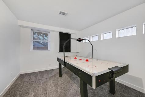 19860 Cottagewood Road Deephaven MN 55331