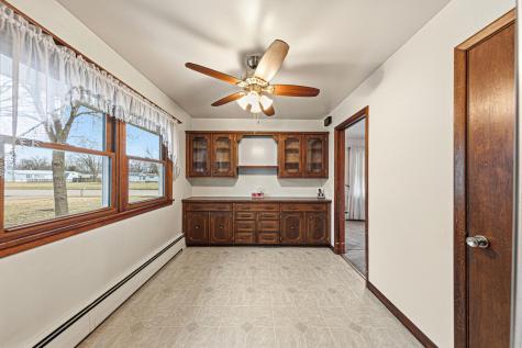 107 21st Avenue NW Faribault MN 55021