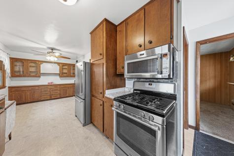 107 21st Avenue NW Faribault MN 55021