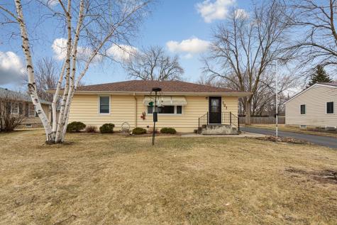 107 21st Avenue NW Faribault MN 55021