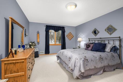 5812 Forestview Lane N Plymouth MN 55442