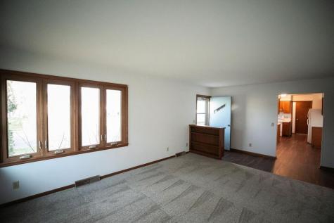 581 Pleasant Street Dassel MN 55325