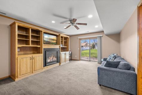 1286 Emerald Lane Shakopee MN 55379