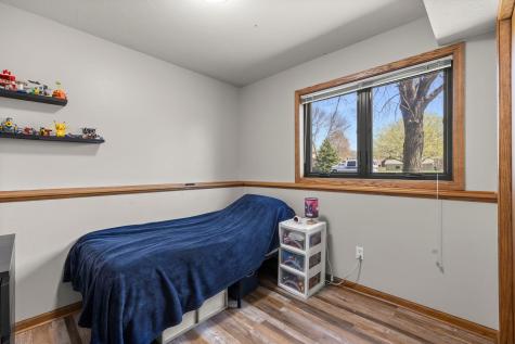 1286 Emerald Lane Shakopee MN 55379