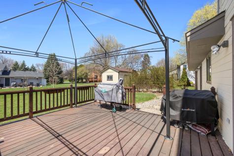 1286 Emerald Lane Shakopee MN 55379