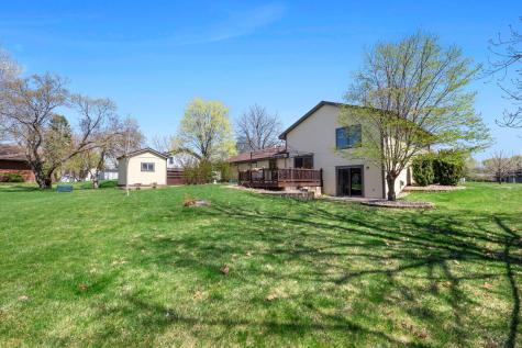 1286 Emerald Lane Shakopee MN 55379