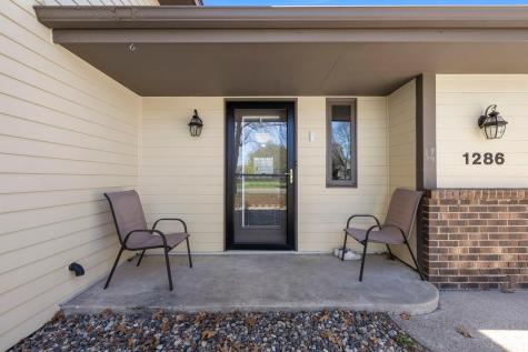 1286 Emerald Lane Shakopee MN 55379