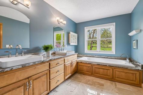 4635 Weston Lane N Plymouth MN 55446
