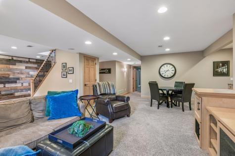 4635 Weston Lane N Plymouth MN 55446