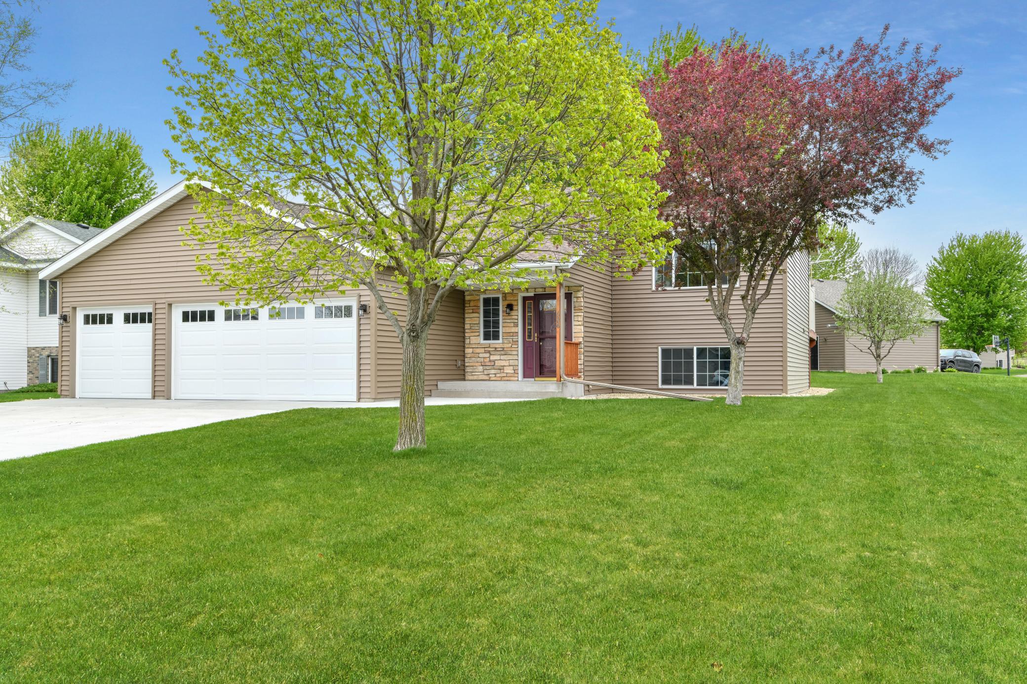 646 7th Avenue S Sartell MN 56377