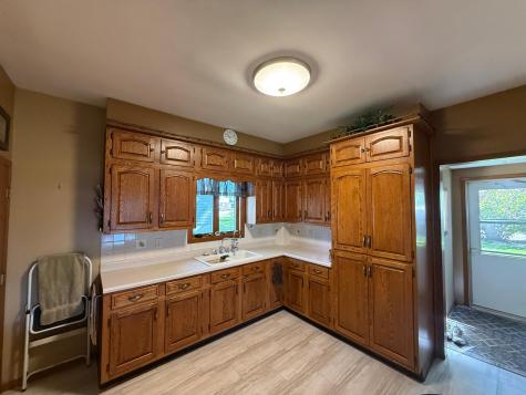 209 S Spring Avenue Springfield MN 56087