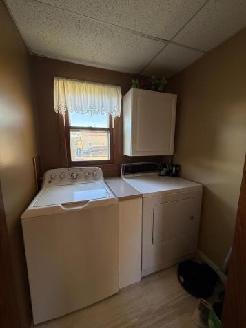 209 S Spring Avenue Springfield MN 56087