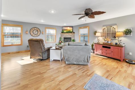 2828 W River Road Mora MN 55051