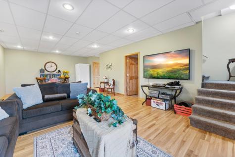 2828 W River Road Mora MN 55051