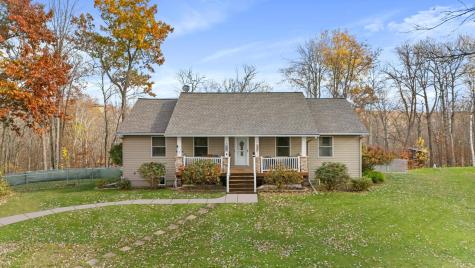 2828 W River Road Mora MN 55051
