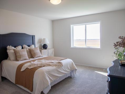 6776 Deer Creek Loop S Horace ND 58047