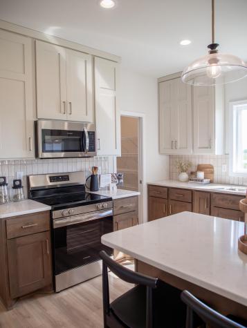6776 Deer Creek Loop S Horace ND 58047
