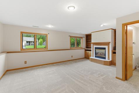1667 Knights Drive North Mankato MN 56003