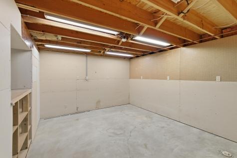 1667 Knights Drive North Mankato MN 56003