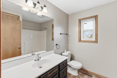 1667 Knights Drive North Mankato MN 56003
