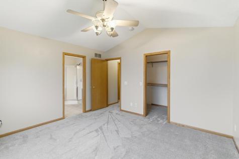 1667 Knights Drive North Mankato MN 56003
