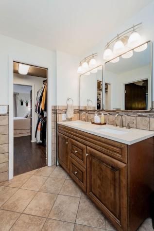 3163 17th Street S Fargo ND 58103