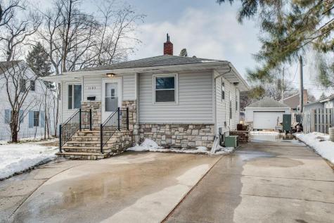 1105 11th Street S Moorhead MN 56560