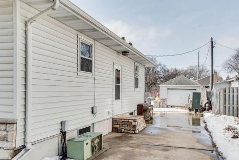 1105 11th Street S Moorhead MN 56560