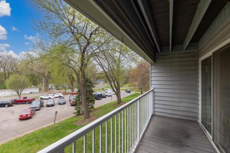 175 County Road B2 E Little Canada MN 55117