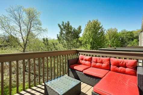 8960 Comstock Lane N Maple Grove MN 55311