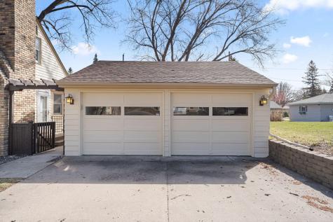 5037 Oxford Avenue Edina MN 55436