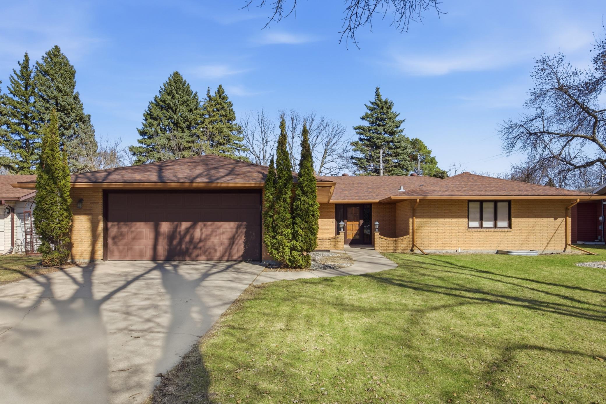 1301 Elm Street N Fargo ND 58102