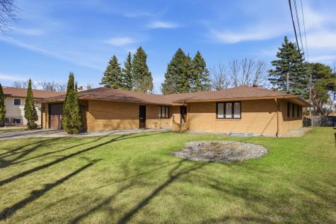 1301 Elm Street N Fargo ND 58102