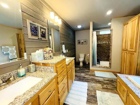 49354 Center Point Road Bigfork MN 56628
