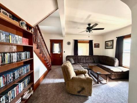 307 Main Street E Caledonia MN 55921