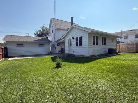 307 Main Street E Caledonia MN 55921
