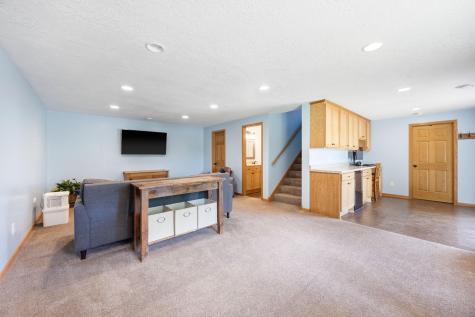 1228 Leo Lane Buffalo MN 55313