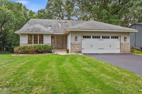 3051 Fairview Avenue N Roseville MN 55113