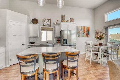 3712 S 49th Street Street Fargo ND 58104