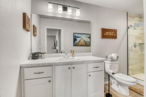 3712 S 49th Street Street Fargo ND 58104