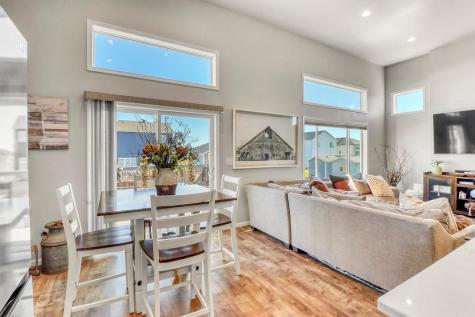 3712 S 49th Street Street Fargo ND 58104