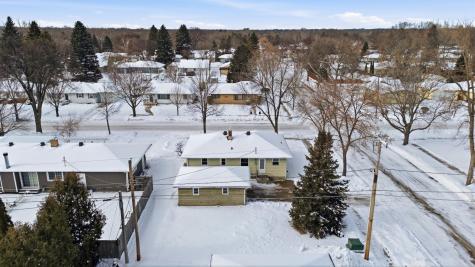 2204 7th Street S Moorhead MN 56560