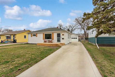 1510 15th Street S Fargo ND 58103