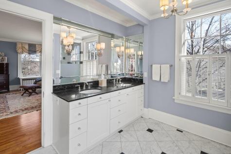 2774 W Lake Of The Isles Parkway Minneapolis MN 55416