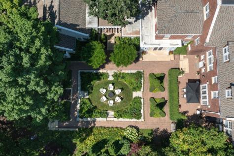 2774 W Lake Of The Isles Parkway Minneapolis MN 55416