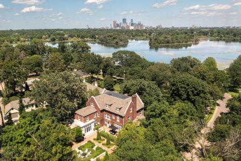 2774 W Lake Of The Isles Parkway Minneapolis MN 55416